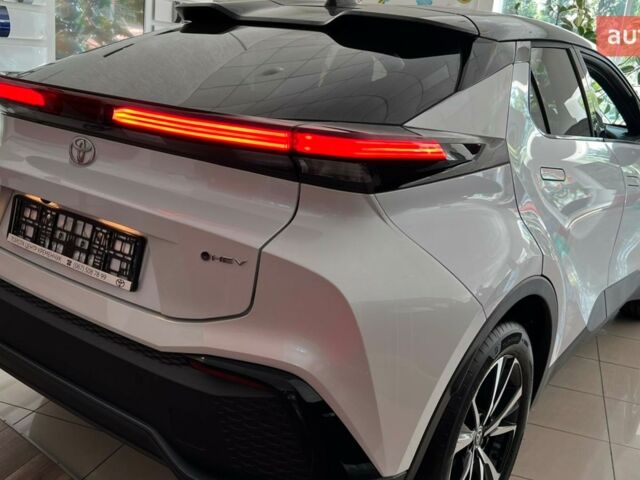 Тойота C-HR, объемом двигателя 1.8 л и пробегом 0 тыс. км за 39067 $, фото 4 на Automoto.ua