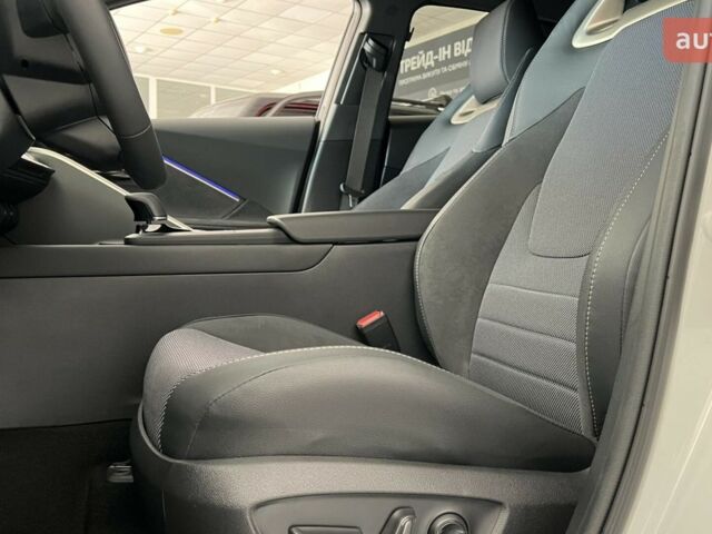 Тойота C-HR, объемом двигателя 1.8 л и пробегом 0 тыс. км за 39067 $, фото 9 на Automoto.ua