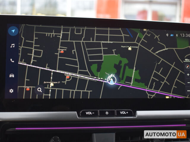 Желтый Тойота C-HR, объемом двигателя 2 л и пробегом 17 тыс. км за 38900 $, фото 14 на Automoto.ua