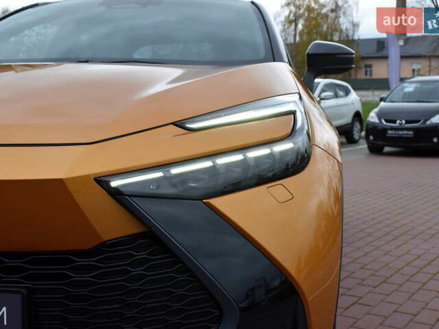 Жовтий Тойота C-HR, об'ємом двигуна 1.99 л та пробігом 17 тис. км за 39200 $, фото 27 на Automoto.ua