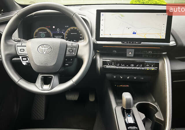 Тойота C-HR 2024 у Чернівцях на Automoto.ua Жовтий Тойота C-HR, об'ємом двигуна 1.99 л та пробігом 7 тис. км за 42724 $, фото 16 на Automoto.ua