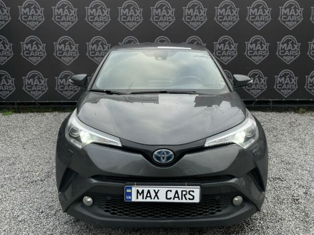Серый Тойота C-HR, объемом двигателя 1.8 л и пробегом 83 тыс. км за 16900 $, фото 1 на Automoto.ua