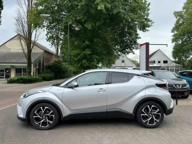 Сірий Тойота C-HR, об'ємом двигуна 1.8 л та пробігом 33 тис. км за 12000 $, фото 1 на Automoto.ua