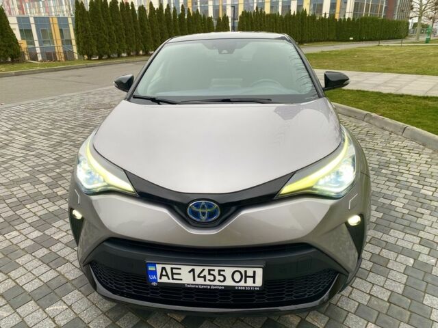 Серый Тойота C-HR, объемом двигателя 0 л и пробегом 76 тыс. км за 27000 $, фото 19 на Automoto.ua