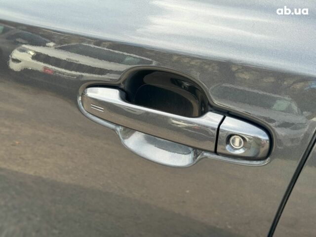 Серый Тойота C-HR, объемом двигателя 2 л и пробегом 42 тыс. км за 29890 $, фото 12 на Automoto.ua