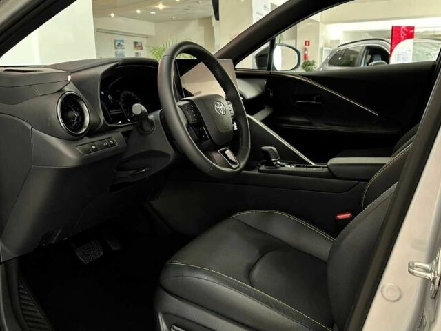 Сірий Тойота C-HR, об'ємом двигуна 2 л та пробігом 8 тис. км за 42652 $, фото 9 на Automoto.ua