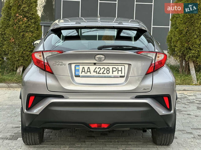 Сірий Тойота C-HR, об'ємом двигуна 1.2 л та пробігом 42 тис. км за 18950 $, фото 49 на Automoto.ua
