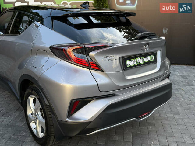 Сірий Тойота C-HR, об'ємом двигуна 1.2 л та пробігом 88 тис. км за 18000 $, фото 63 на Automoto.ua