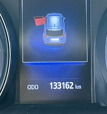 Серый Тойота C-HR, объемом двигателя 1.2 л и пробегом 133 тыс. км за 21000 $, фото 26 на Automoto.ua