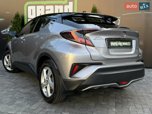 Сірий Тойота C-HR, об'ємом двигуна 1.2 л та пробігом 88 тис. км за 18000 $, фото 66 на Automoto.ua