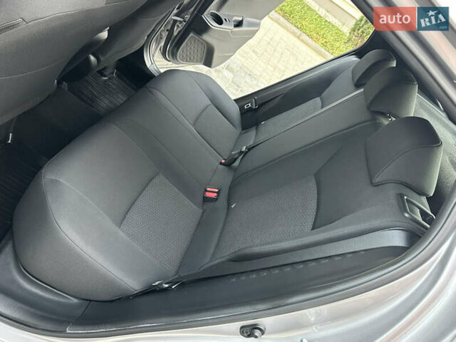 Сірий Тойота C-HR, об'ємом двигуна 1.2 л та пробігом 42 тис. км за 18950 $, фото 104 на Automoto.ua