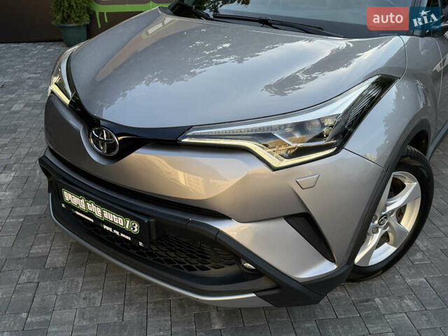 Сірий Тойота C-HR, об'ємом двигуна 1.2 л та пробігом 88 тис. км за 18000 $, фото 8 на Automoto.ua