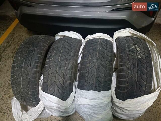 Тойота C-HR 2016 у Львові на Automoto.ua Сірий Тойота C-HR, об'ємом двигуна 1.2 л та пробігом 96 тис. км за 17500 $, фото 31 на Automoto.ua