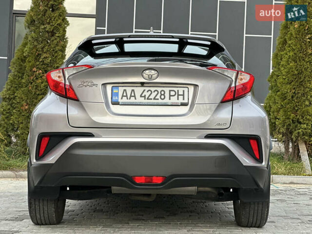 Сірий Тойота C-HR, об'ємом двигуна 1.2 л та пробігом 42 тис. км за 18950 $, фото 48 на Automoto.ua