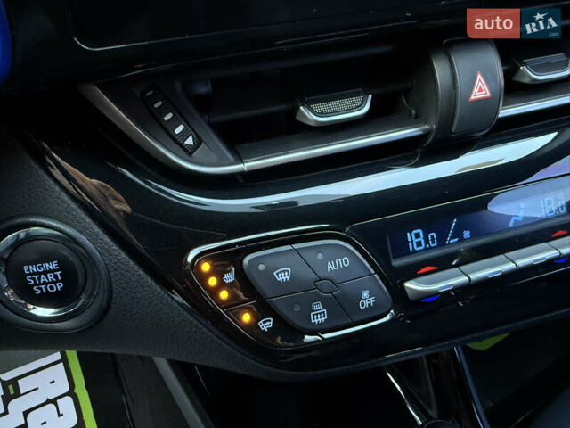 Сірий Тойота C-HR, об'ємом двигуна 1.2 л та пробігом 88 тис. км за 18000 $, фото 50 на Automoto.ua