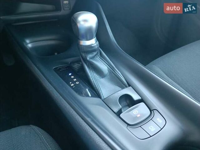 Тойота C-HR 2016 у Львові на Automoto.ua Сірий Тойота C-HR, об'ємом двигуна 1.2 л та пробігом 96 тис. км за 17500 $, фото 19 на Automoto.ua