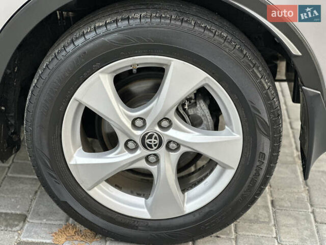 Сірий Тойота C-HR, об'ємом двигуна 1.2 л та пробігом 42 тис. км за 18950 $, фото 65 на Automoto.ua