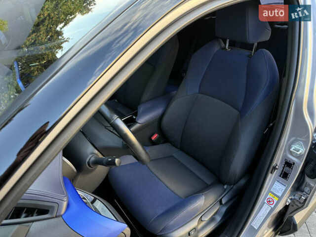 Сірий Тойота C-HR, об'ємом двигуна 1.2 л та пробігом 88 тис. км за 18000 $, фото 41 на Automoto.ua