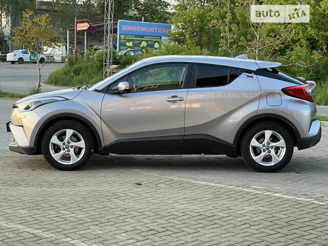 Серый Тойота C-HR, объемом двигателя 1.2 л и пробегом 162 тыс. км за 19500 $, фото 6 на Automoto.ua