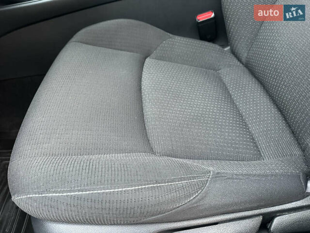 Сірий Тойота C-HR, об'ємом двигуна 1.2 л та пробігом 42 тис. км за 18950 $, фото 84 на Automoto.ua