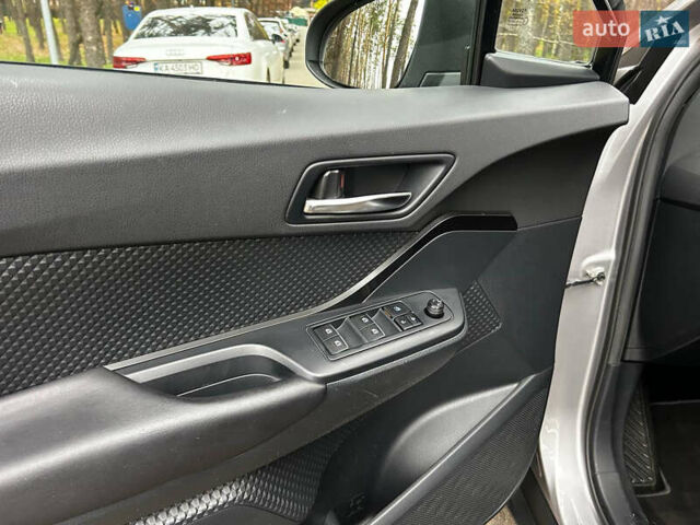 Сірий Тойота C-HR, об'ємом двигуна 1.2 л та пробігом 42 тис. км за 20000 $, фото 13 на Automoto.ua