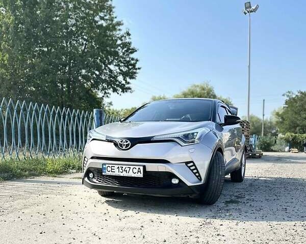 Серый Тойота C-HR, объемом двигателя 1.2 л и пробегом 80 тыс. км за 18500 $, фото 4 на Automoto.ua