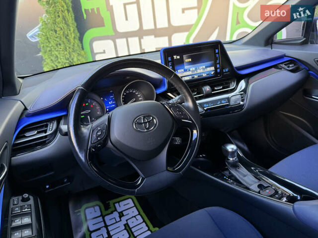 Сірий Тойота C-HR, об'ємом двигуна 1.2 л та пробігом 88 тис. км за 18000 $, фото 21 на Automoto.ua