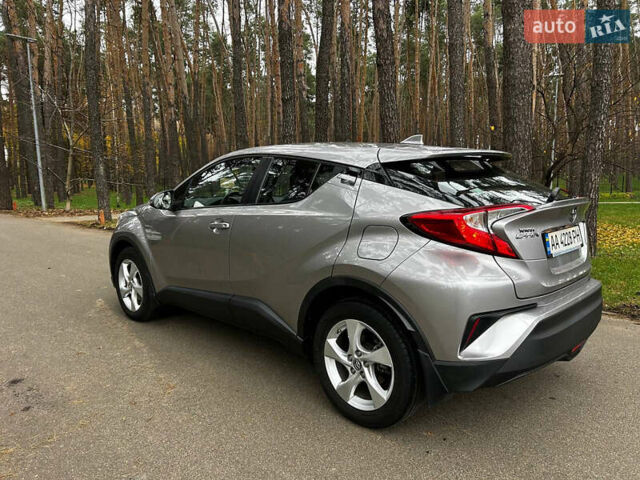 Сірий Тойота C-HR, об'ємом двигуна 1.2 л та пробігом 42 тис. км за 20000 $, фото 7 на Automoto.ua