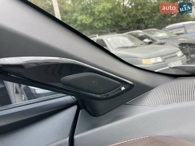 Серый Тойота C-HR, объемом двигателя 1.2 л и пробегом 58 тыс. км за 18200 $, фото 24 на Automoto.ua