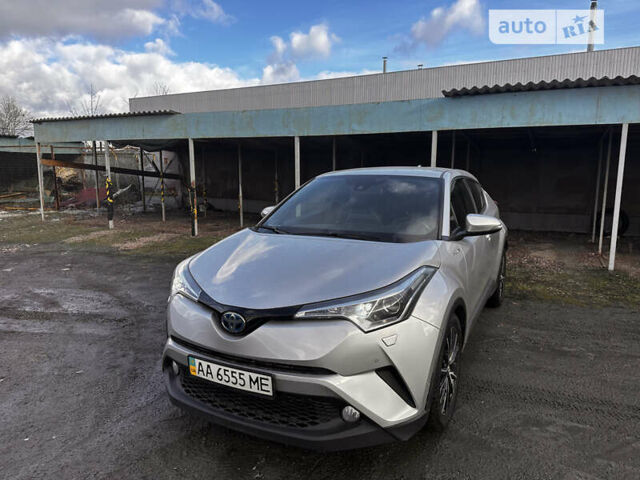 Сірий Тойота C-HR, об'ємом двигуна 1.8 л та пробігом 112 тис. км за 24100 $, фото 1 на Automoto.ua