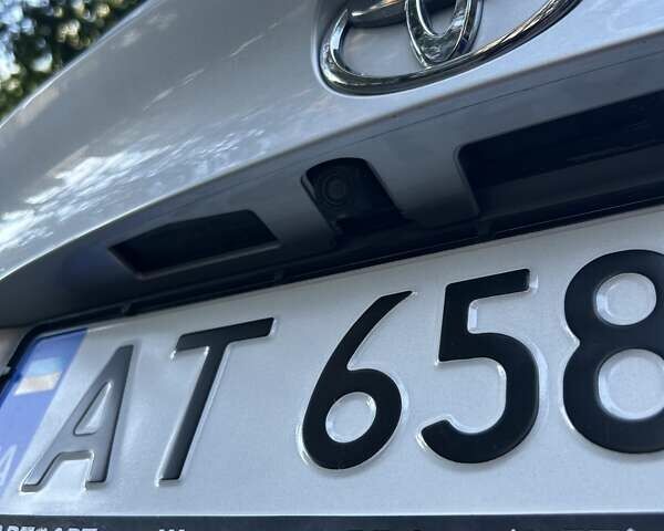 Серый Тойота C-HR, объемом двигателя 1.2 л и пробегом 126 тыс. км за 17999 $, фото 30 на Automoto.ua