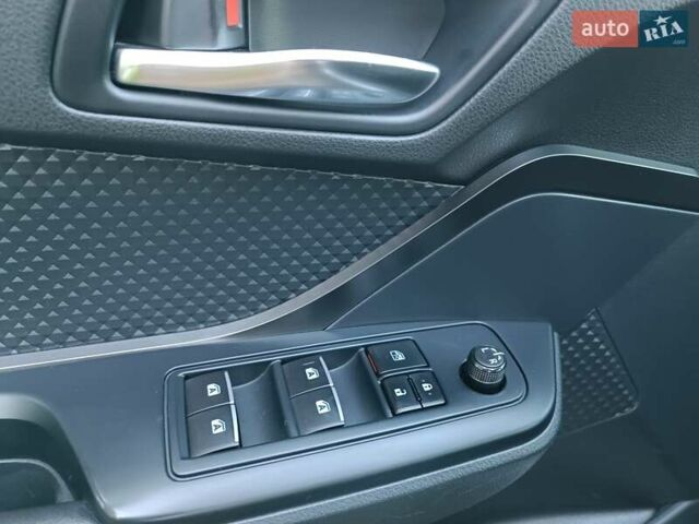 Тойота C-HR 2016 у Львові на Automoto.ua Сірий Тойота C-HR, об'ємом двигуна 1.2 л та пробігом 96 тис. км за 17500 $, фото 16 на Automoto.ua