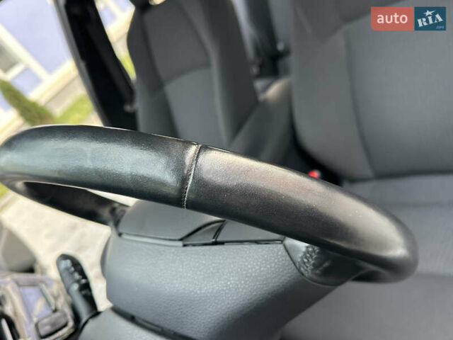 Сірий Тойота C-HR, об'ємом двигуна 1.2 л та пробігом 42 тис. км за 18950 $, фото 101 на Automoto.ua