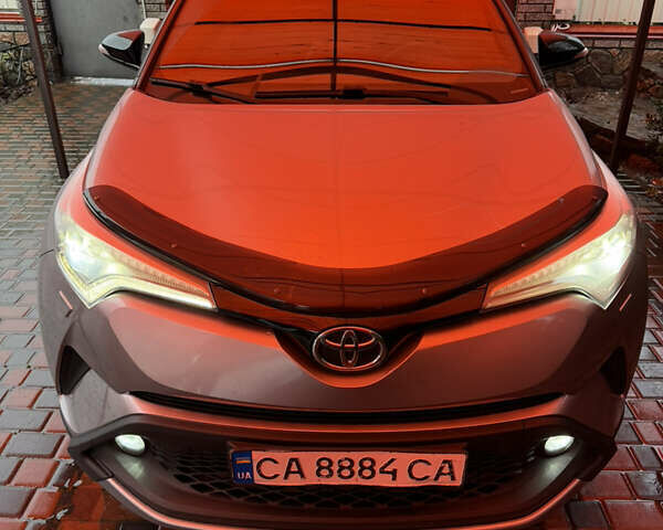 Серый Тойота C-HR, объемом двигателя 1.2 л и пробегом 115 тыс. км за 16300 $, фото 7 на Automoto.ua