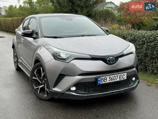 Серый Тойота C-HR, объемом двигателя 1.8 л и пробегом 90 тыс. км за 22700 $, фото 13 на Automoto.ua