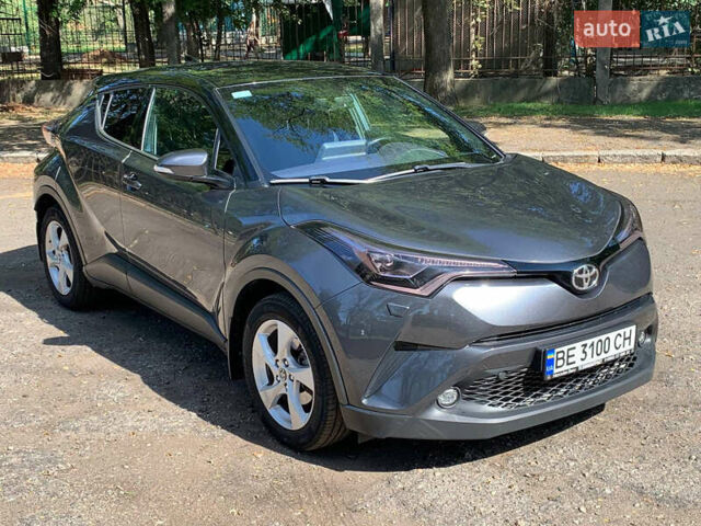 Серый Тойота C-HR, объемом двигателя 1.2 л и пробегом 66 тыс. км за 18400 $, фото 8 на Automoto.ua
