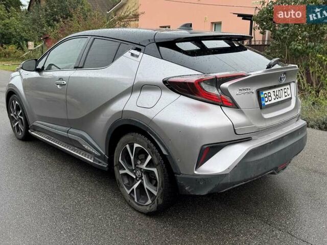 Серый Тойота C-HR, объемом двигателя 1.8 л и пробегом 90 тыс. км за 22700 $, фото 8 на Automoto.ua