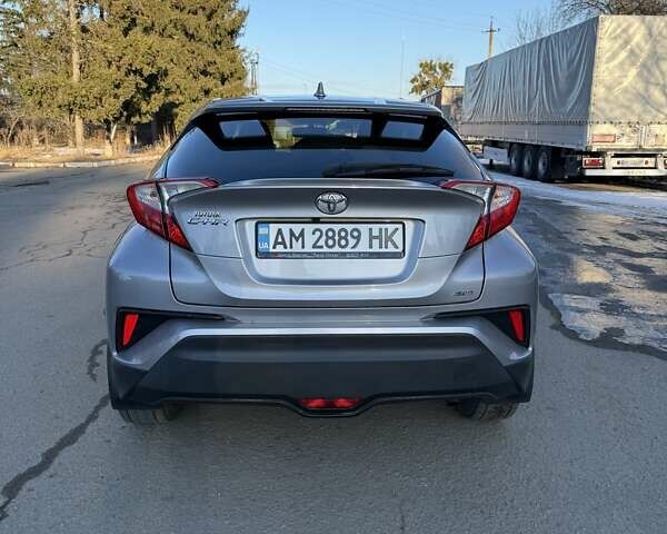 Серый Тойота C-HR, объемом двигателя 1.2 л и пробегом 117 тыс. км за 16500 $, фото 5 на Automoto.ua