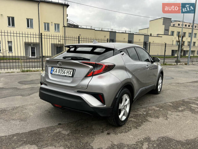 Серый Тойота C-HR, объемом двигателя 1.2 л и пробегом 93 тыс. км за 19950 $, фото 9 на Automoto.ua