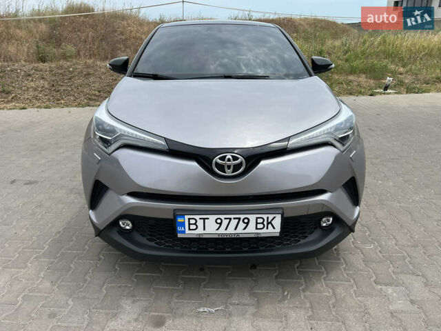 Сірий Тойота C-HR, об'ємом двигуна 1.2 л та пробігом 50 тис. км за 22000 $, фото 2 на Automoto.ua