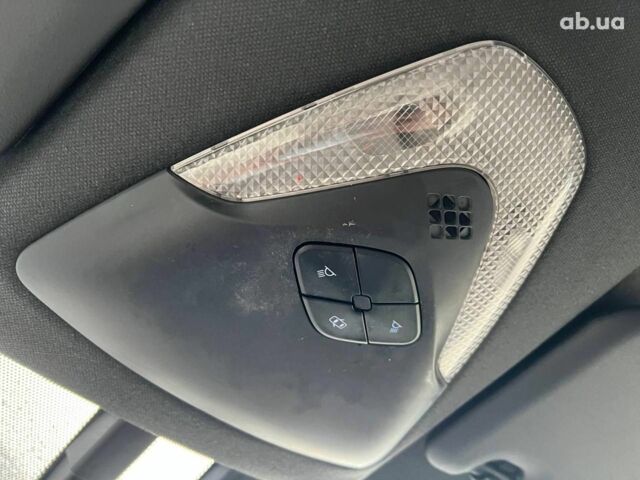 Сірий Тойота C-HR, об'ємом двигуна 1.2 л та пробігом 108 тис. км за 19290 $, фото 31 на Automoto.ua