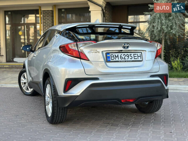 Серый Тойота C-HR, объемом двигателя 1.8 л и пробегом 90 тыс. км за 19700 $, фото 11 на Automoto.ua