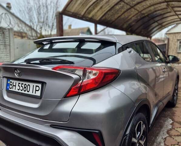 Серый Тойота C-HR, объемом двигателя 2 л и пробегом 67 тыс. км за 17300 $, фото 27 на Automoto.ua