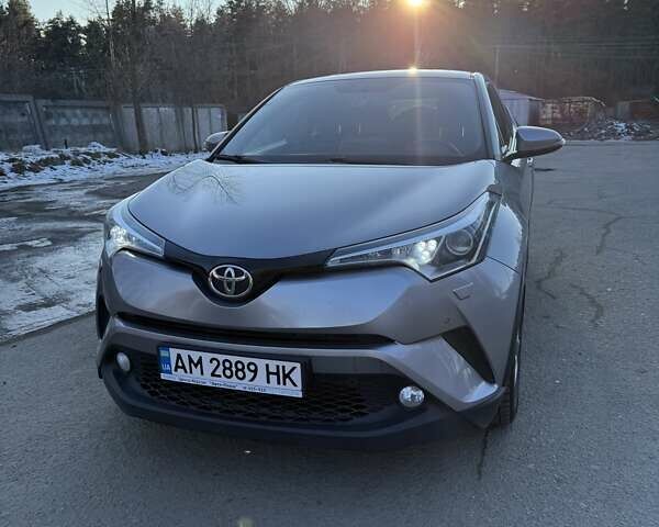 Серый Тойота C-HR, объемом двигателя 1.2 л и пробегом 117 тыс. км за 16500 $, фото 1 на Automoto.ua