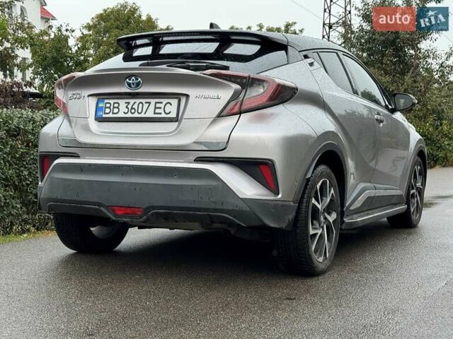 Серый Тойота C-HR, объемом двигателя 1.8 л и пробегом 90 тыс. км за 22700 $, фото 22 на Automoto.ua
