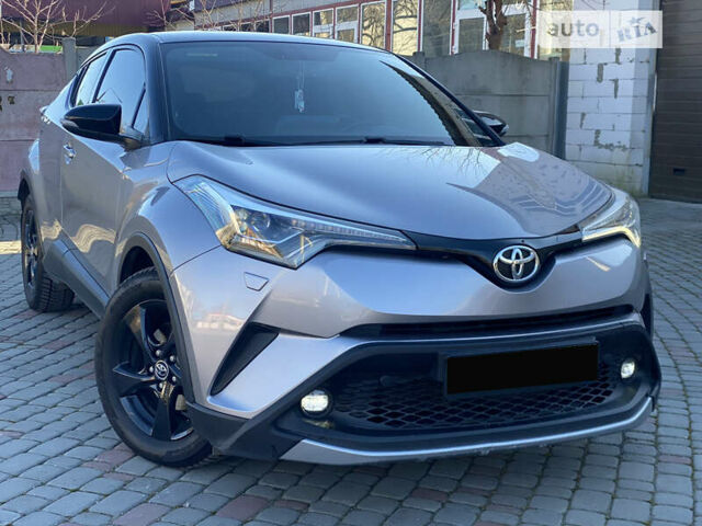 Сірий Тойота C-HR, об'ємом двигуна 1.2 л та пробігом 96 тис. км за 20900 $, фото 1 на Automoto.ua