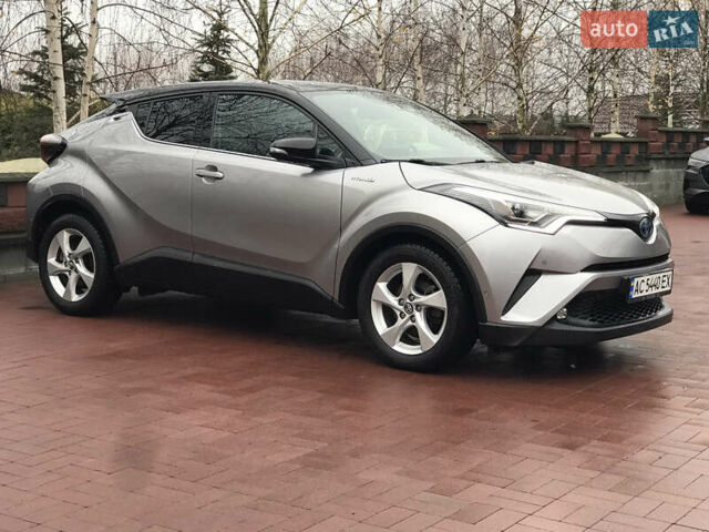 Серый Тойота C-HR, объемом двигателя 1.8 л и пробегом 69 тыс. км за 20700 $, фото 7 на Automoto.ua