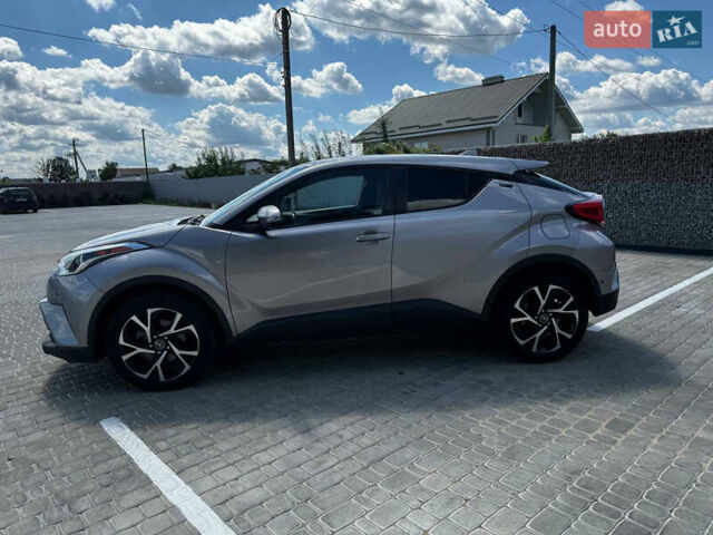 Серый Тойота C-HR, объемом двигателя 1.99 л и пробегом 92 тыс. км за 19500 $, фото 3 на Automoto.ua