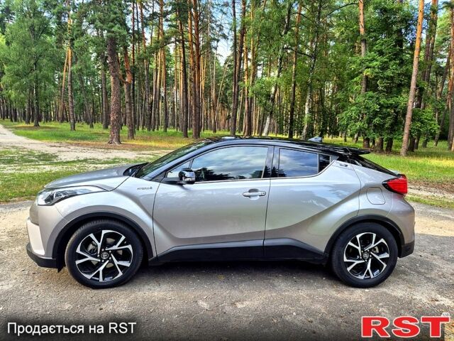 Сірий Тойота C-HR, об'ємом двигуна 1.8 л та пробігом 150 тис. км за 23500 $, фото 1 на Automoto.ua