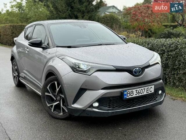 Серый Тойота C-HR, объемом двигателя 1.8 л и пробегом 90 тыс. км за 22700 $, фото 14 на Automoto.ua